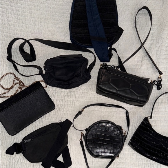 Bundle of 7 Bags - Picture 2 of 2